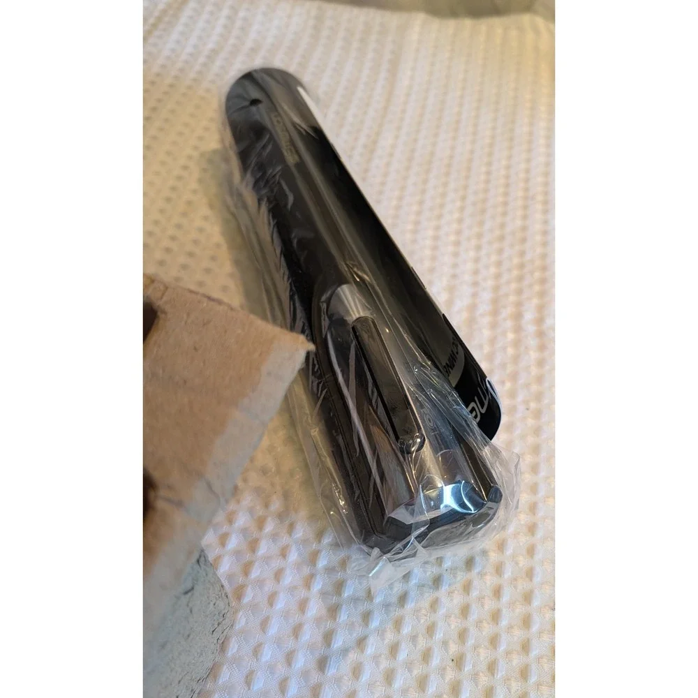 Emerson Electric Wine Bottle Opener with Foil Cutter in Black B060 Cordless NEW